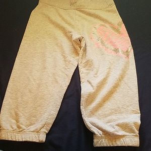 Danskins capris Size 7/8